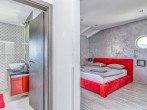 Bedroom with ensuite